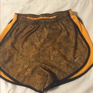 😍BOGO FREE😍 Nike size small